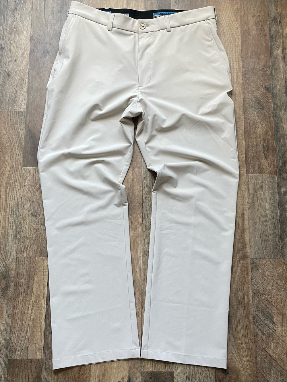 Roundtree & Yorke Slim Chino Pants in Cream